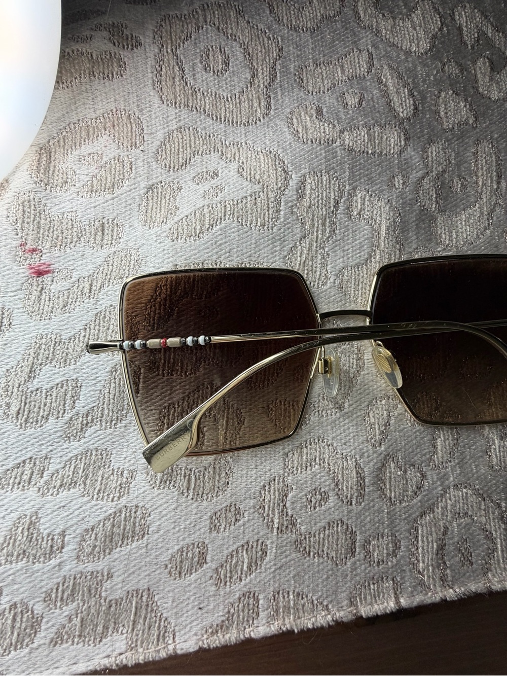 Women’s Preowned Authentic BURBERRY sunglasses - As Is - No case - Picture 3 of 5